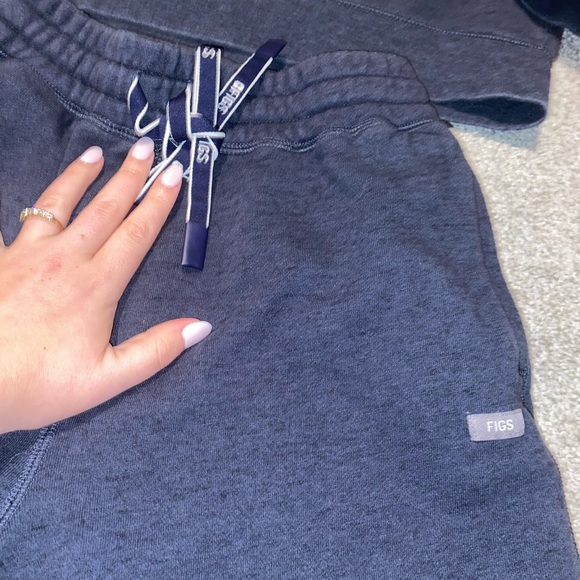 Figs Off Shift Hoodie and Jogger Set - Picture 8 of 13